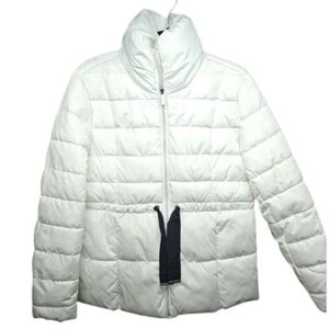 Womans White Puff Coat Jacket Size Large NWT